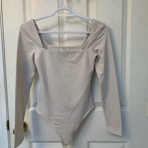 Aritzia Contour Bodysuit size S